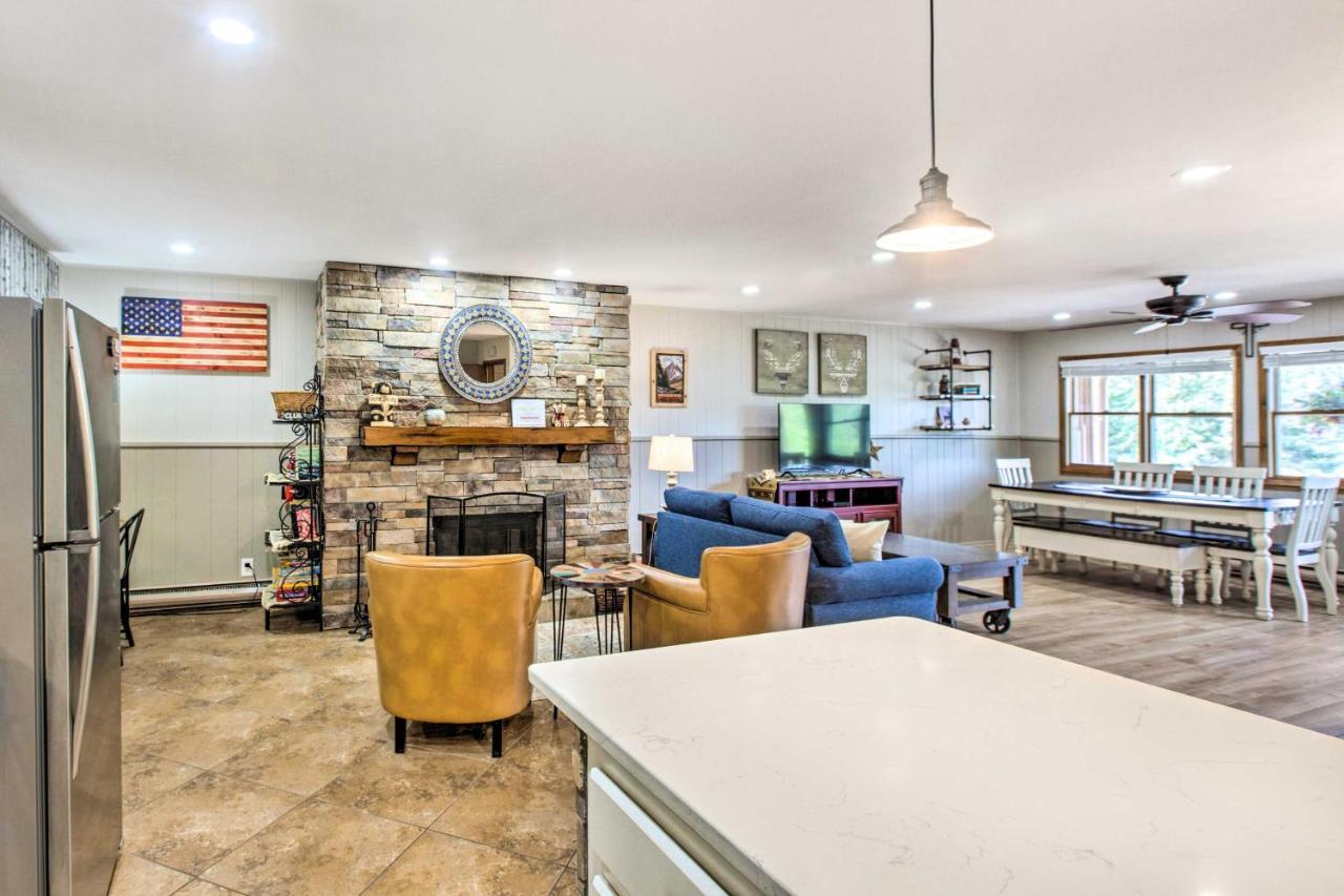 Main St Red River Ski Condo With Mountain View! Ngoại thất bức ảnh