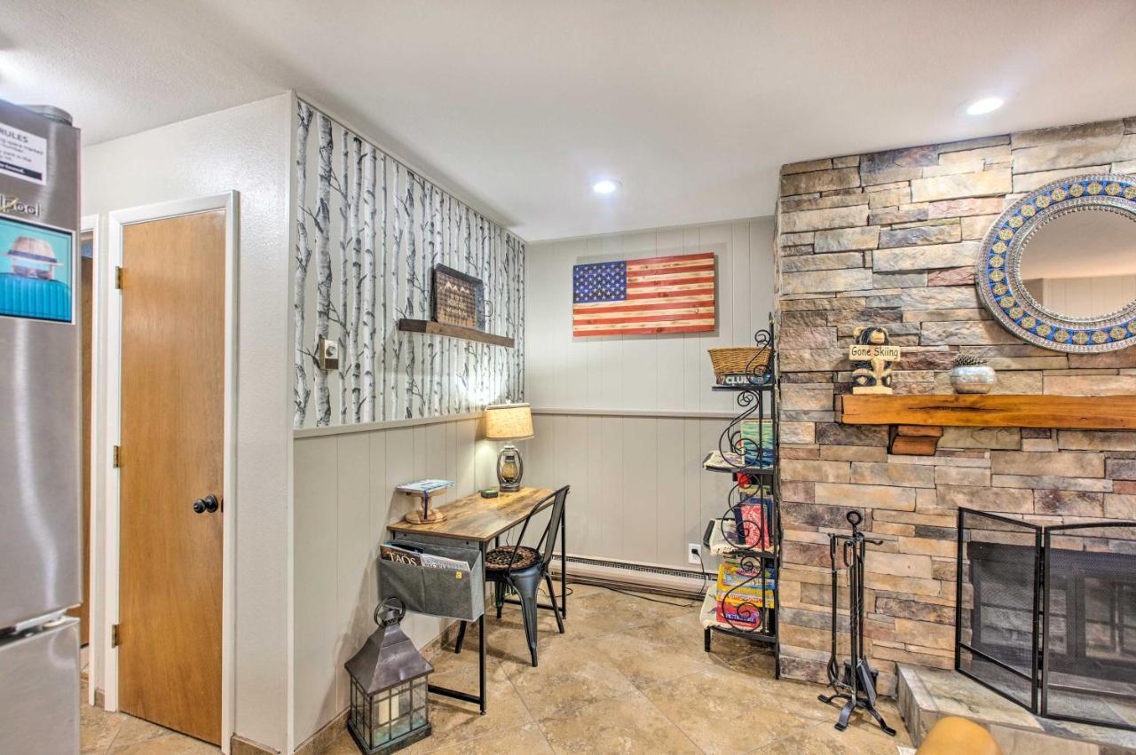 Main St Red River Ski Condo With Mountain View! Ngoại thất bức ảnh